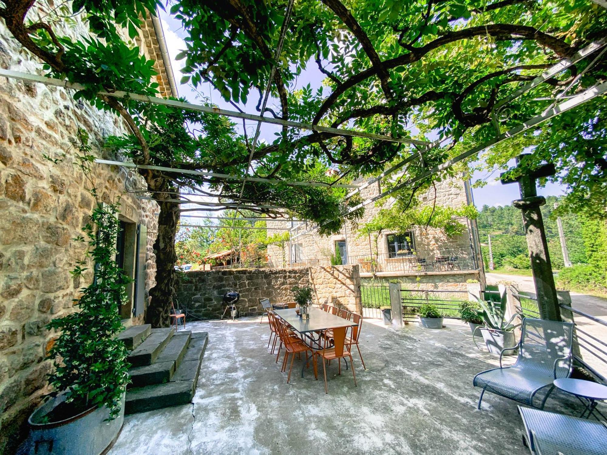 Auberge De La Tour De Brison Sanilhac (Ardeche) Exterior foto